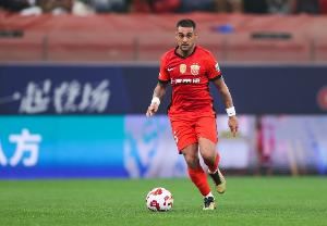 中超官方公布第26轮最佳候选：吴曦、法比奥、莱昂纳多等5人入围