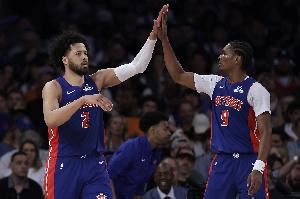 诚信互刷？！灰熊首节三分11中9砍42分 活塞次节狂轰50分回应！