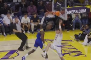 风驰电掣！库明加防守反击瞬间暴起左手隔扣拉拉维亚！