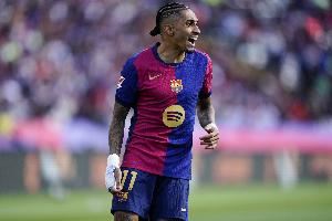 世体：巴萨有望在国际比赛日后迎来拉菲尼亚、佩德里等3将的复出